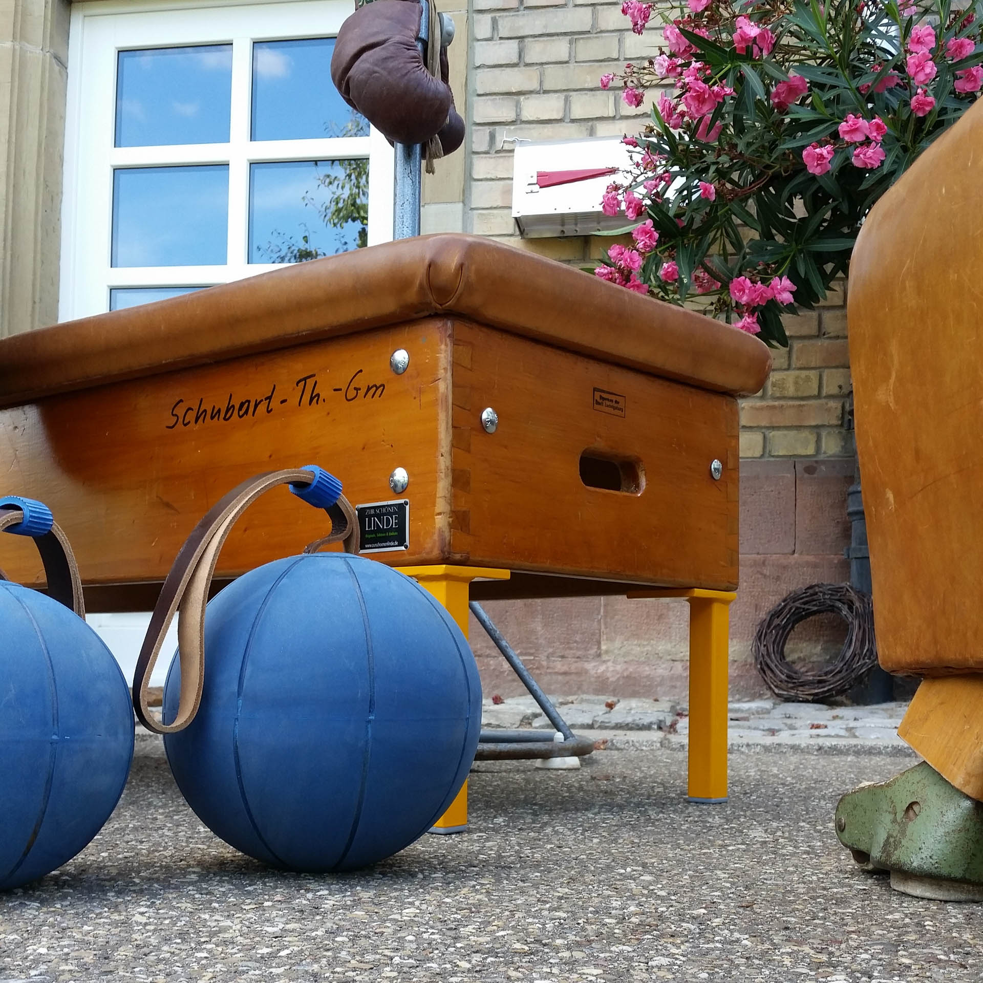 placeholder image-sq